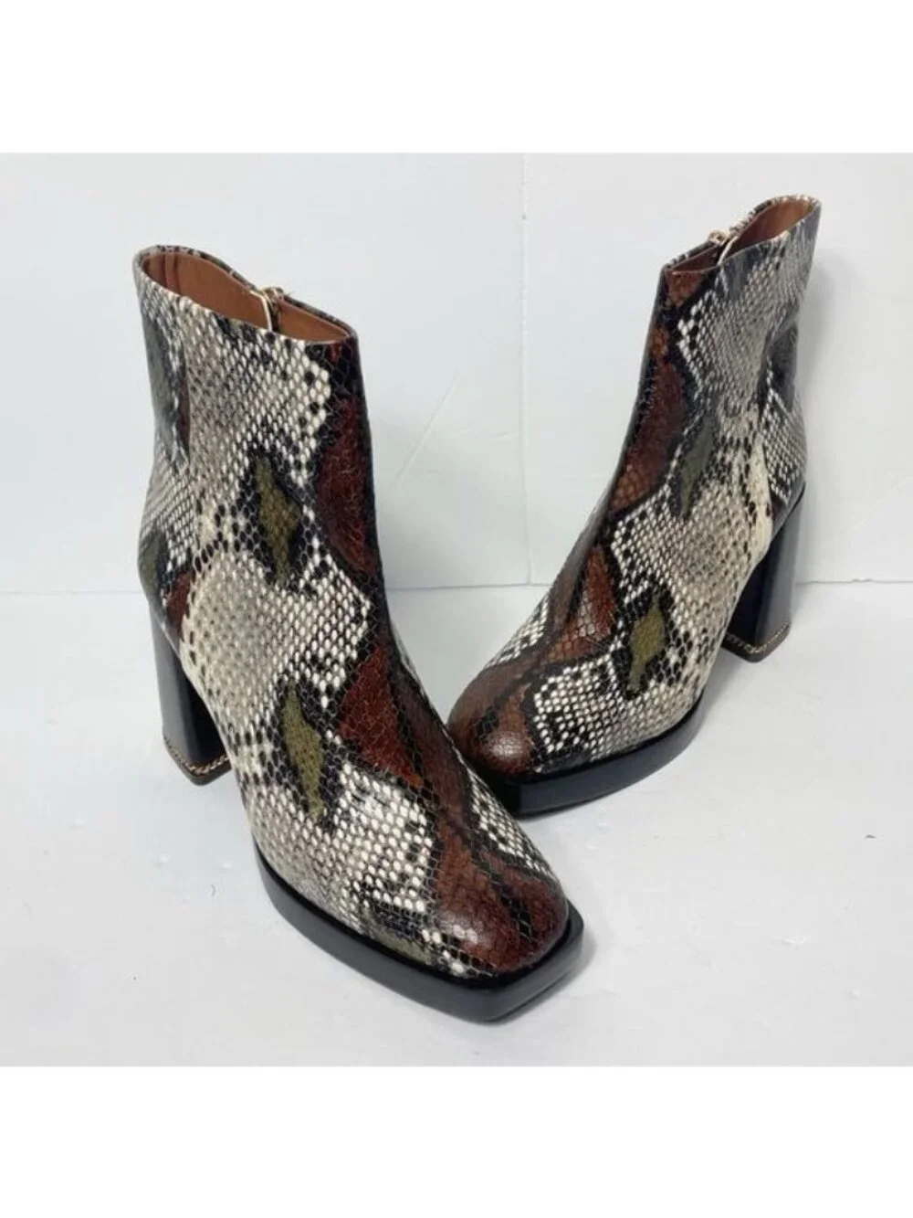 Tory Burch Ruby Python-Embossed Ankle Boots Size 8 Aspen Block Heel Chain Accent